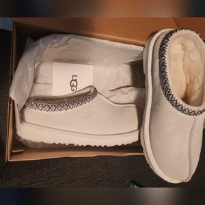 Ugg